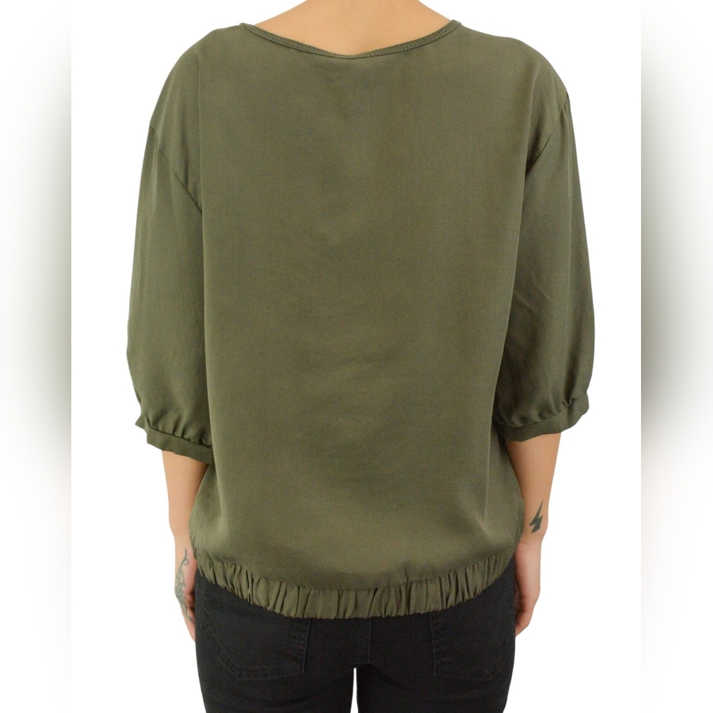 NWT top - Picture 4 of 4